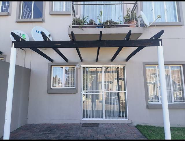 1 bed property to rent in BUSHWILLOW PARK